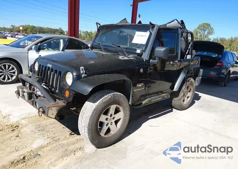 2008 Jeep Wrangler Sahara z USA, uszkodzony, nr VIN 1J4FA54158L521193